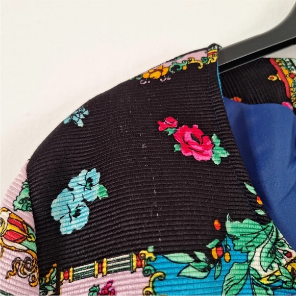 RARE Vintage GIANNI VERSACE silk jacket - Picture 5 of 6